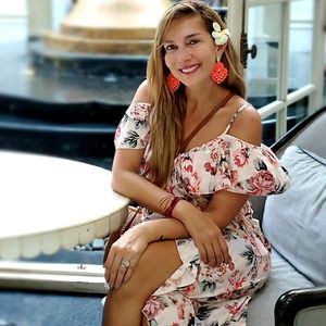 Meet your Posher, Helga